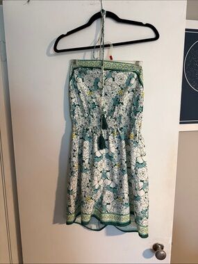 SHEIN Green, White and Yellow Floral Strapless Romper with Tassel Tie